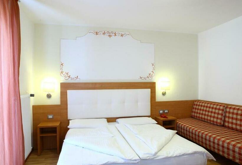 스탠다드 트리플 룸, Alphotel Milano