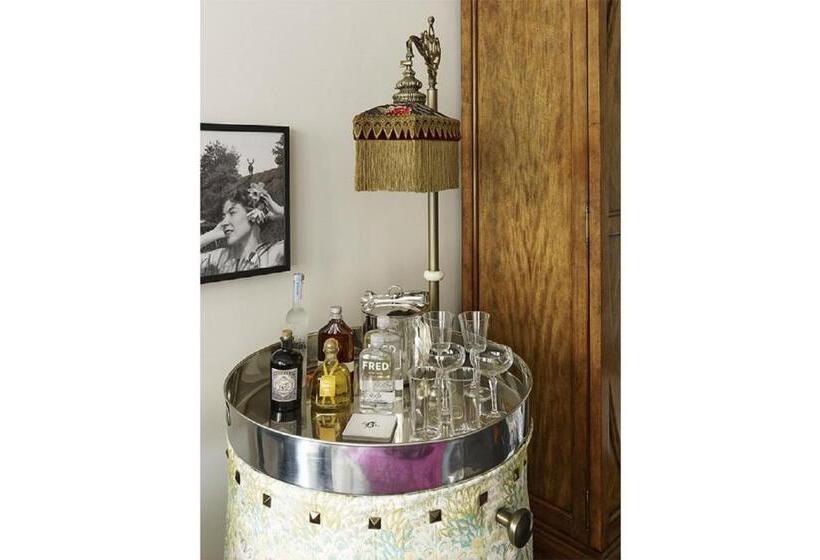 استودیوی استاندارد, The Beekman, A Thompson Hotel, By Hyatt