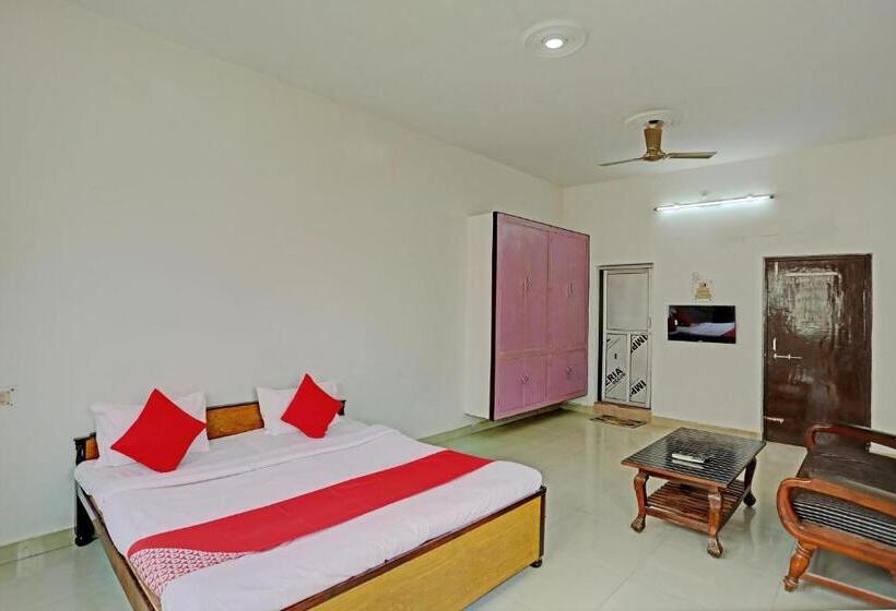 Трехместный Номер Классика, Shivansh Paying Guest House