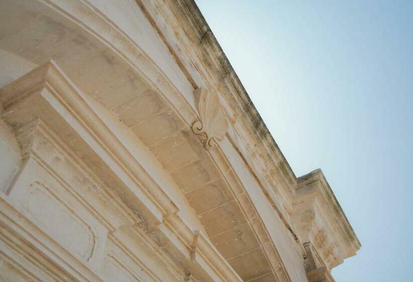Люкс с Балконом, Palazzo Terra D Otranto