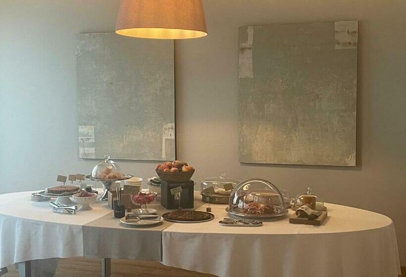 اتاق استاندارد با چشم‌انداز باغ, Icollirossi Agriturismo