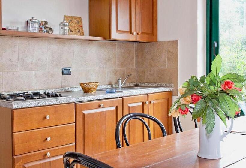 带1个卧室的公寓, Residence With Swimming   Pool In Guardistallo