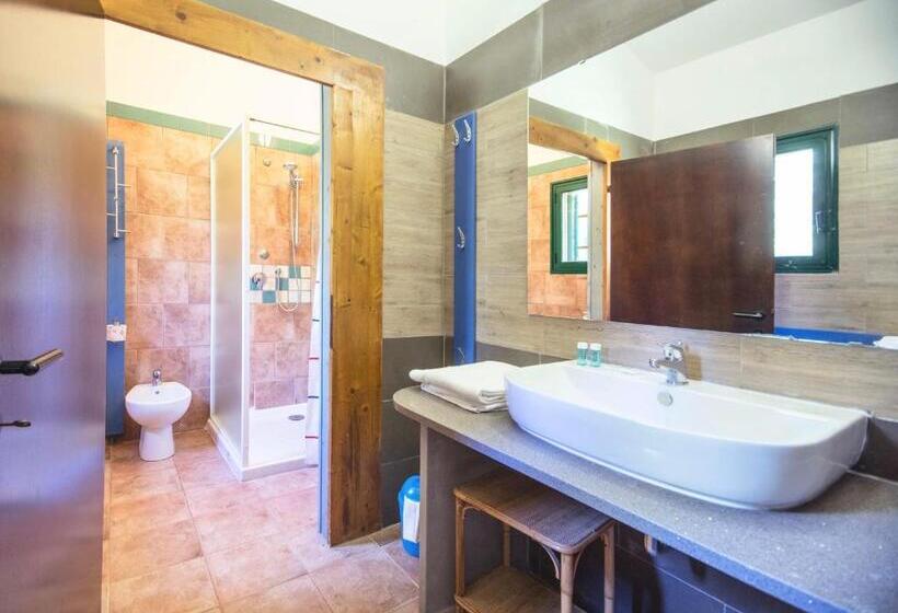 带1个卧室的带阳台的公寓, Residence With Swimming   Pool In Guardistallo