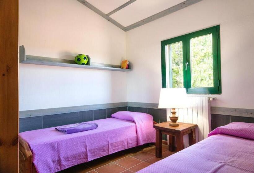 带2个卧室的公寓, Residence With Swimming   Pool In Guardistallo