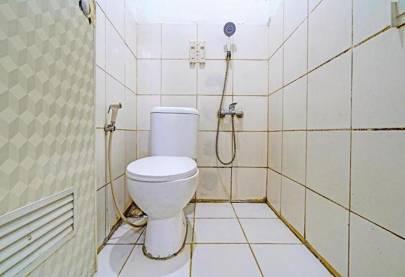 Номер Стандарт, Oyo 92726 Geulis Guest House