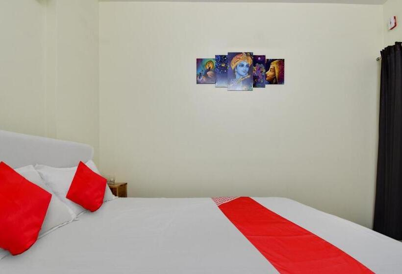 Трехместный Номер Классика, Oyo Flagship Hotel Azad Inn
