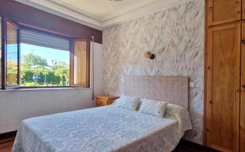 标准间, Cosma House