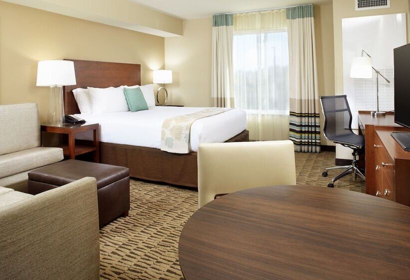 Люкс Адаптированный для Инвалидов, Hawthorn Suites By Wyndham Wheeling At The Highlands