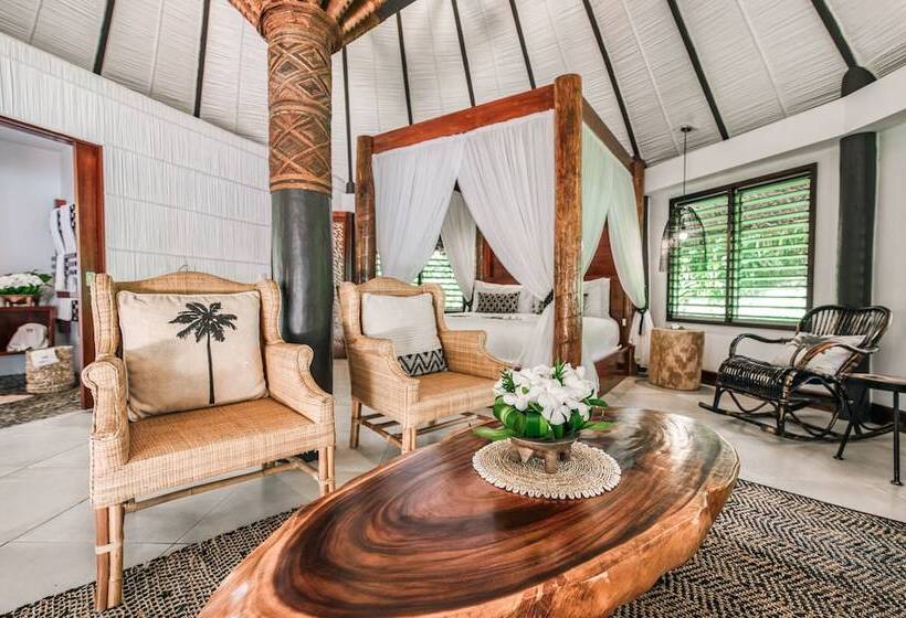 Bungalow Standard, Matangi Private Island Resort