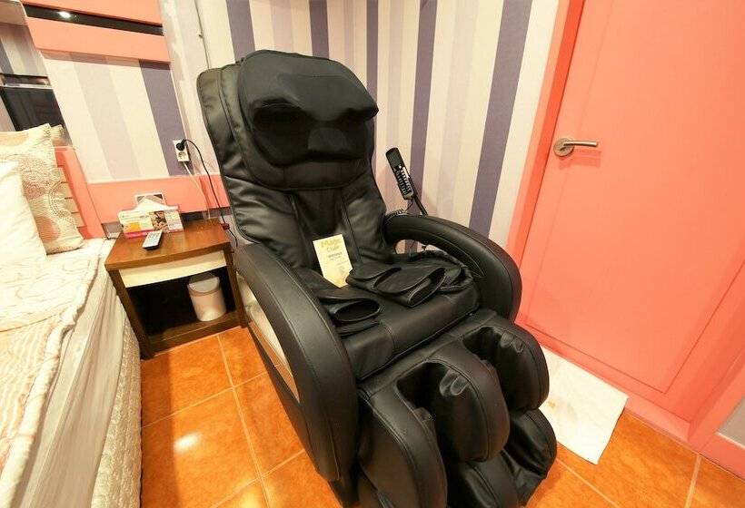 Номер Deluxe, Sense Motel