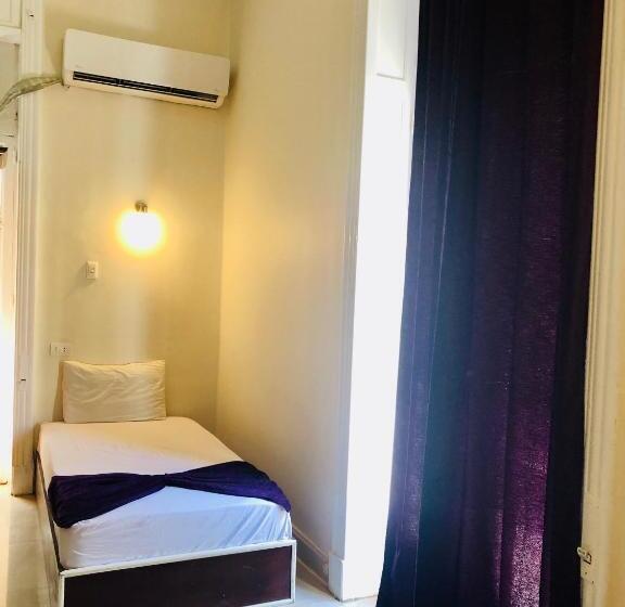 اتاق استاندارد, Oh! Cairo Pharaoh Hostel