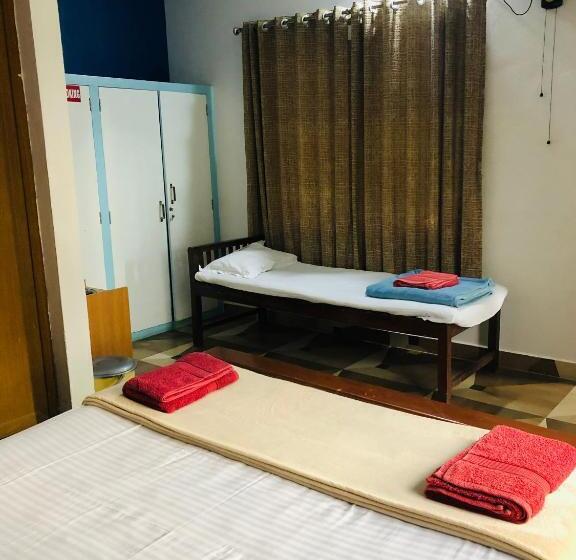 带阳台的豪华间, Silver Saands Beach Villa   Malpe Beach