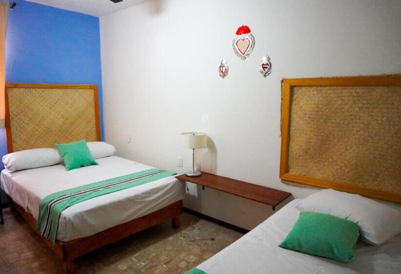 Номер Стандарт Совместная Ванная, Hostal Chocolate Calenda