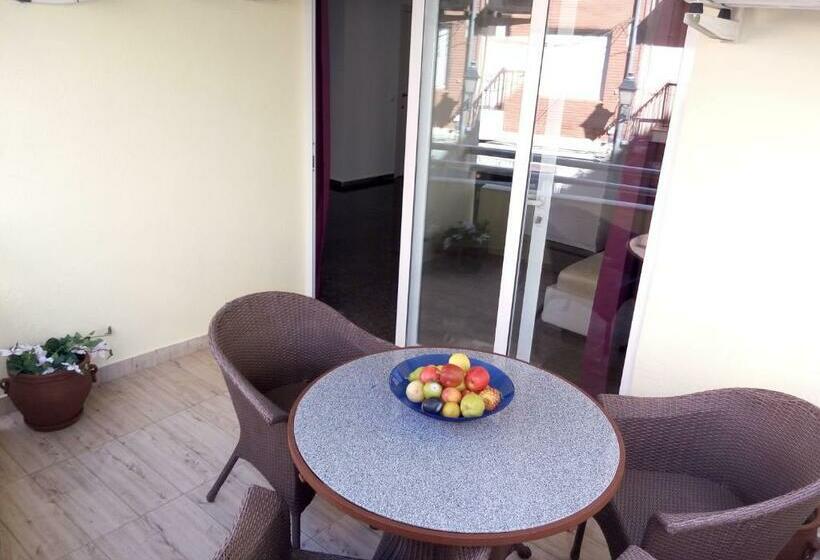 Семейный Номер, Guest House Lana Denia