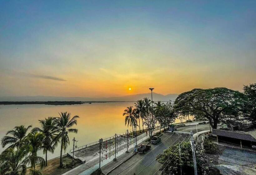 带大床的标准间, Baan Arunothai Homestay