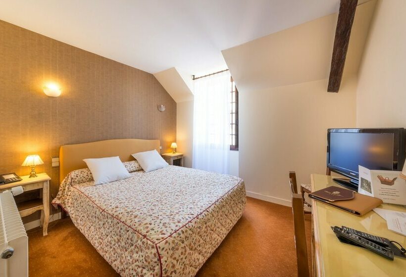 Номер Стандарт, Château La Fleunie  Hôtel Et Restaurant