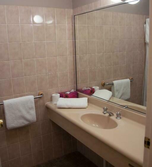 Номер Комфорт, Oxley Motel