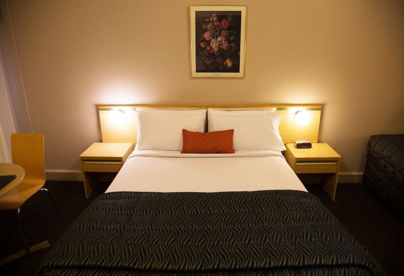 Номер Стандарт, Oxley Motel