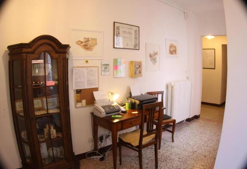 اتاق استاندارد با سرویس بهداشتی مشترک, Casa Di Osio