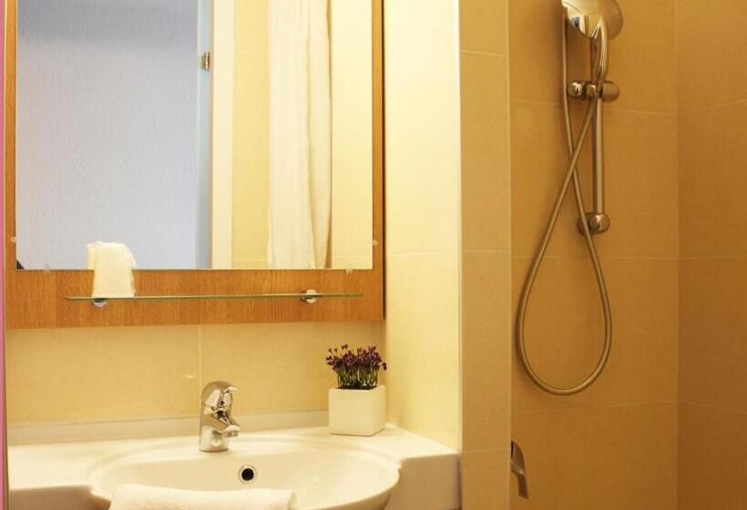 ４ベッドルームクラシックタイプ, B&b Hotel La Rochelle Centre