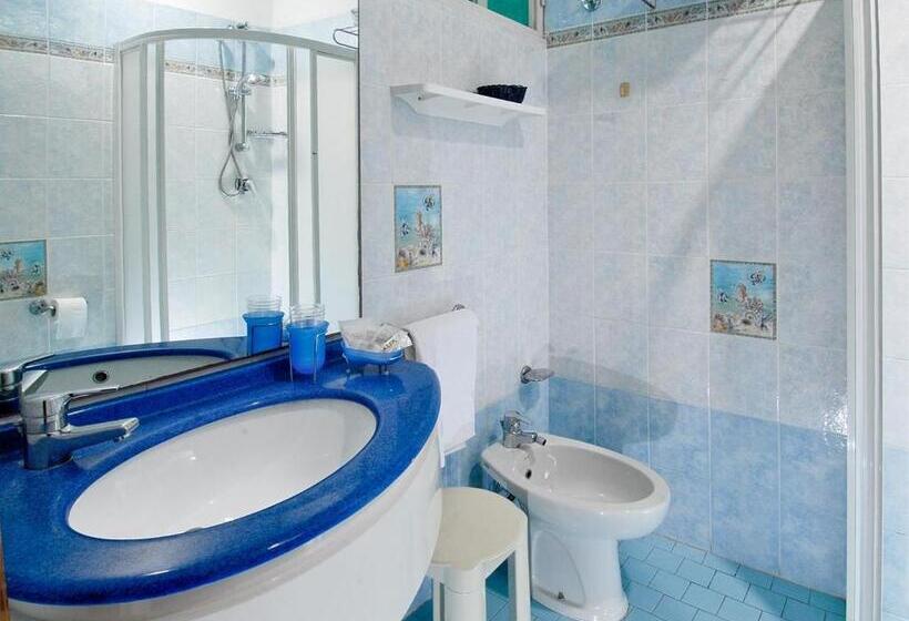 Номер Стандарт Трехместный, Park Hotel Morigi Garden & Spa