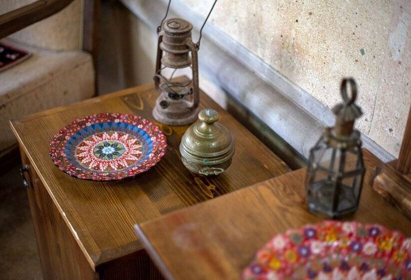 اتاق لوکس سه تخته, Peace Stone House