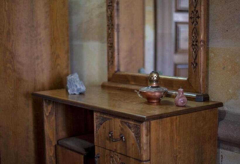 اتاق استاندارد, Peace Stone House