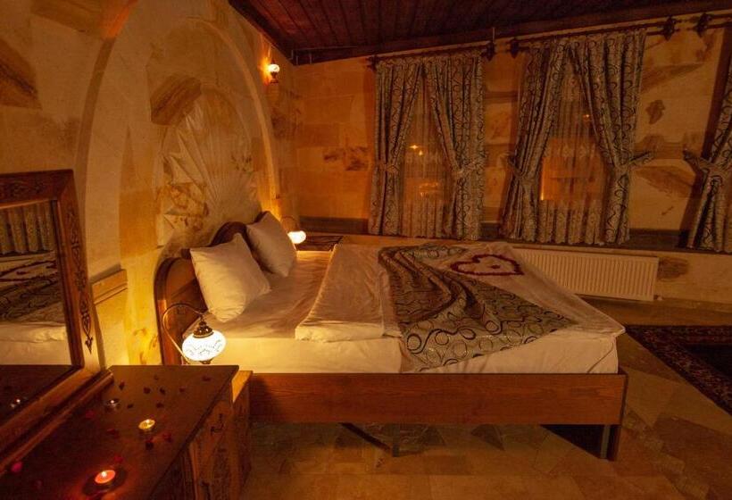 سوییت لوکس, Peace Stone House
