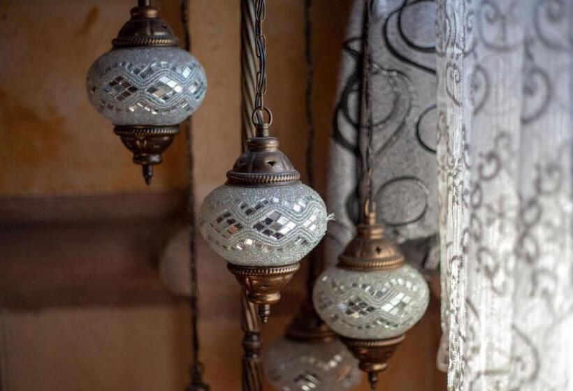 اتاق لوکس با بالکن, Peace Stone House