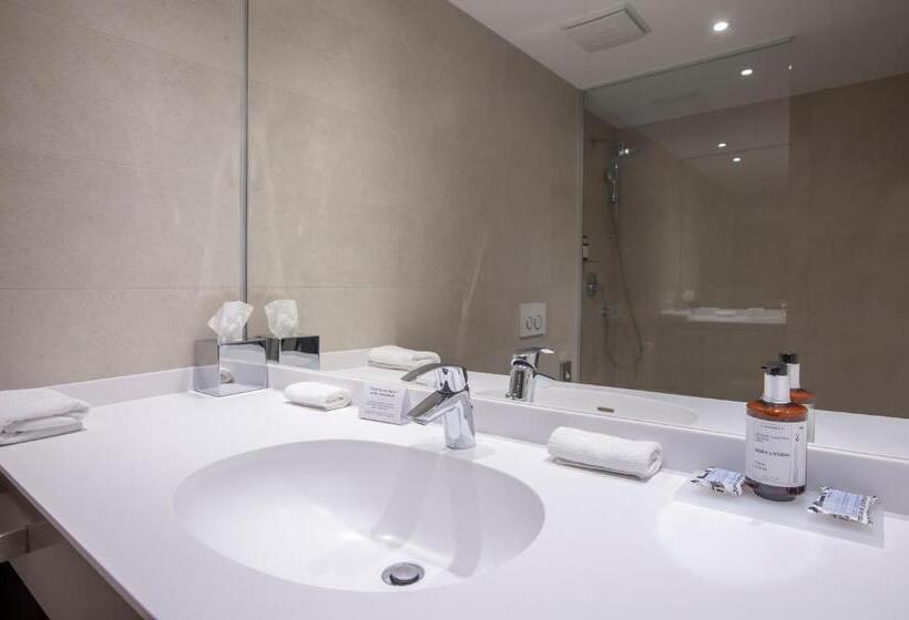 سوییت, Voco   Podgorica, An Ihg