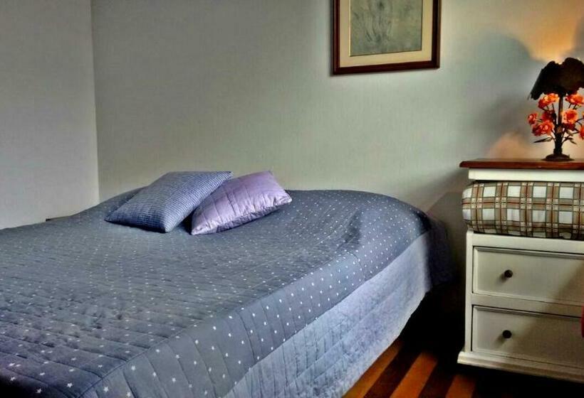 스탠다드 룸, Hostel Armazém Do Heyokah