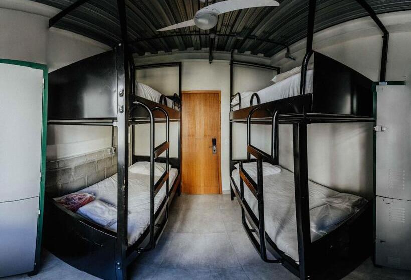 Номер Стандарт Четырехместный Совместный Санузел, Cabanacopa Hostel