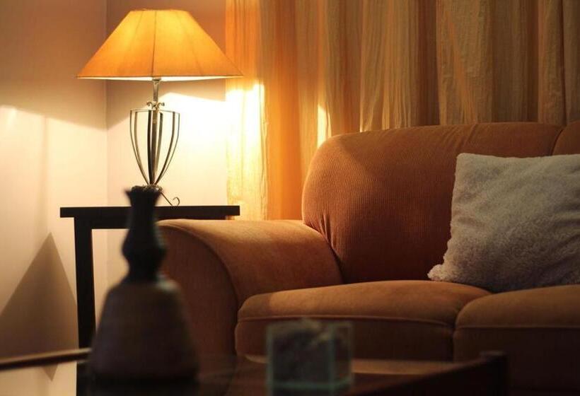 자쿠지 스위트, Ouro Cerrado Palace