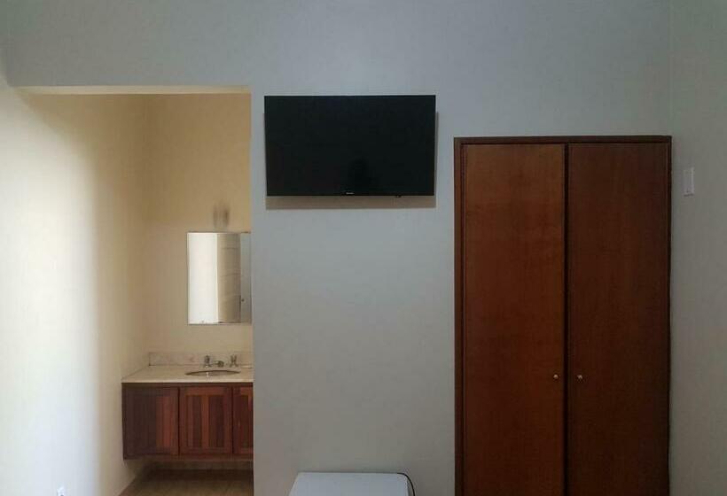 스탠다드 트리플 룸, Scala Hotel Barretos