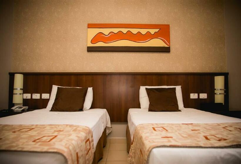 经济房, Class Hotel Passos