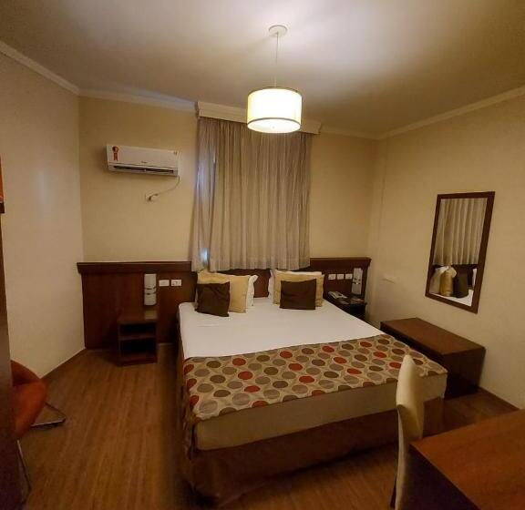 经济房, Class Hotel Passos