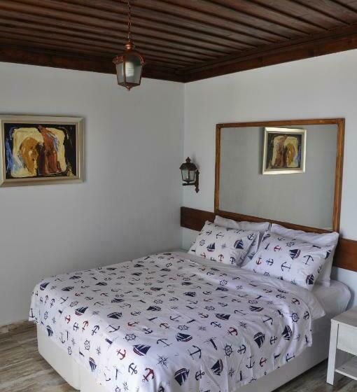 Номер Стандарт Вид на Море с Балконом, Taş Avlu Butik Otel