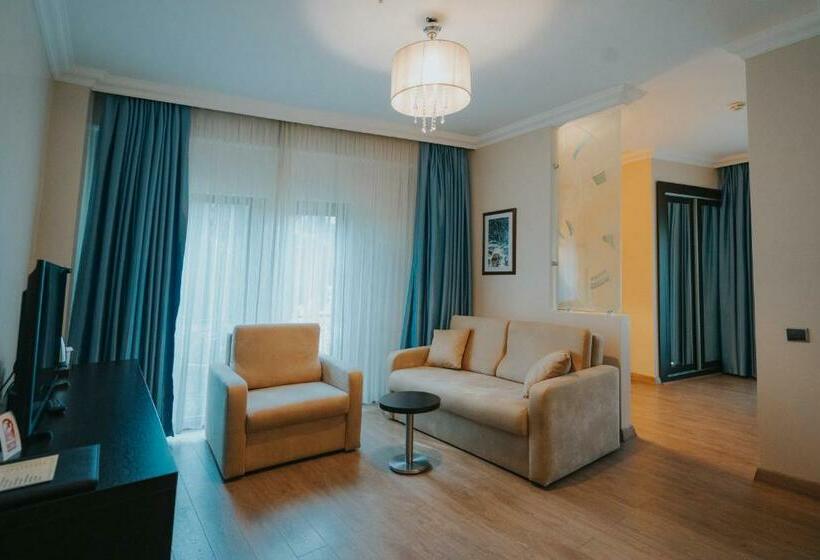 Полулюкс, Ener Old Castle Resort