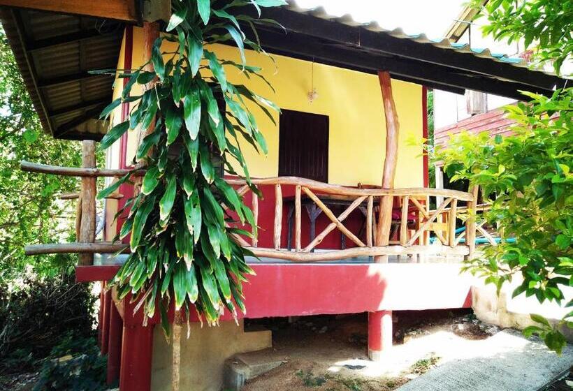 스탠다드 룸 가든 전망, Golden Beach Resort Koh Phangan