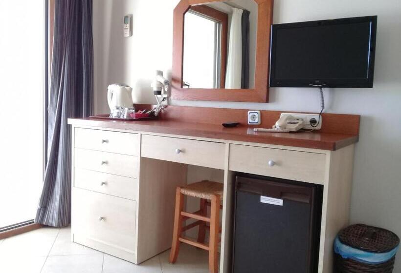 Superior Room, Uzhan Beach