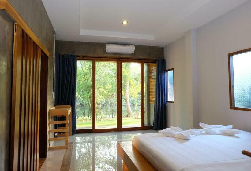 سوئیت با تخت بزرگ, Villa Varich