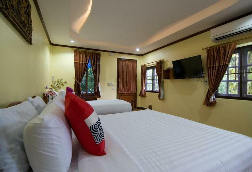 带大床的高级房间, Bueng Bua Thong Resort