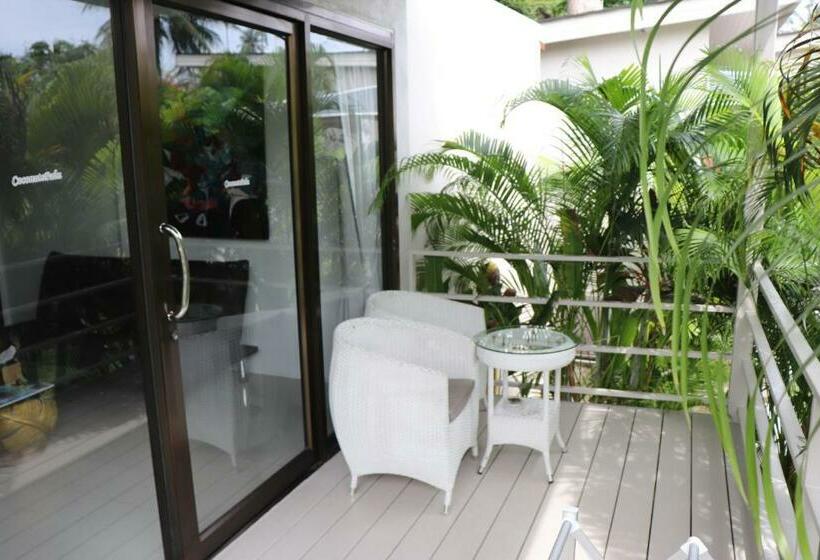 프리미엄 방갈로, Coconutspalm Resort
