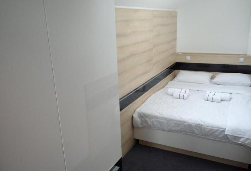 آپارتمان 1 خوابه, Garni Hotel Consul