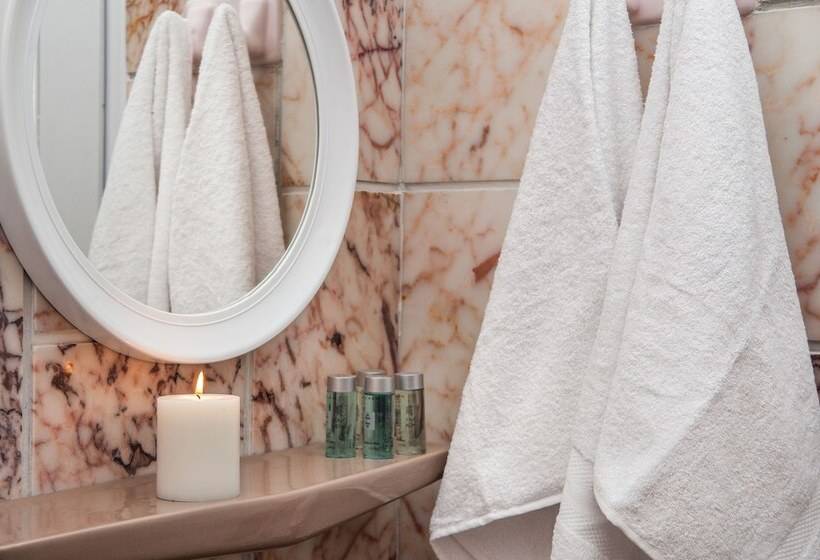 Chambre Standard, Join Us Low Cost Rooms