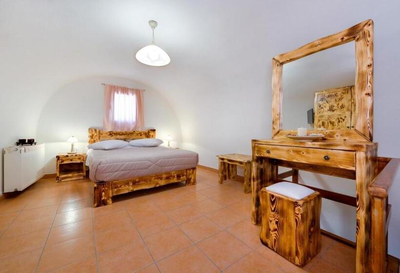 سوئیت با وان آب گرم, Villa Aegeon