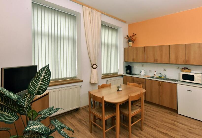 Апартаменты 2 Спальни, Penzion Pohoda