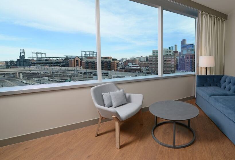 장애인을 위한 스위트, Indigo Denver Downtown  Union Station, An Ihg