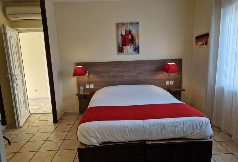 Номер Комфорт, Le Relais Du Vivarais
