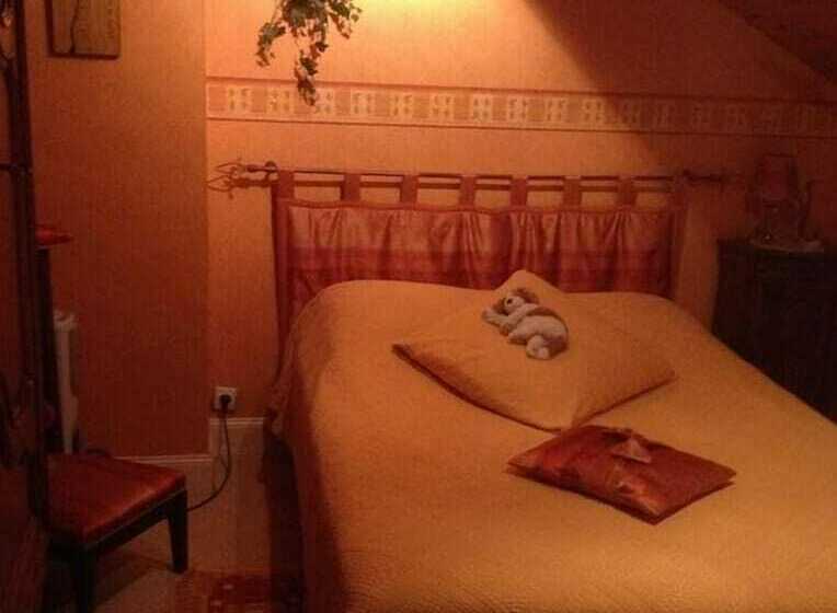 Номер Стандарт, Chambres D'hôtes Des 3 Rois